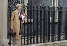 May heads to Brussels after EU vote loss