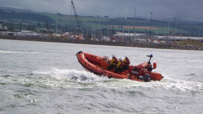 Migrants rescued off UK coast © Dave Conner