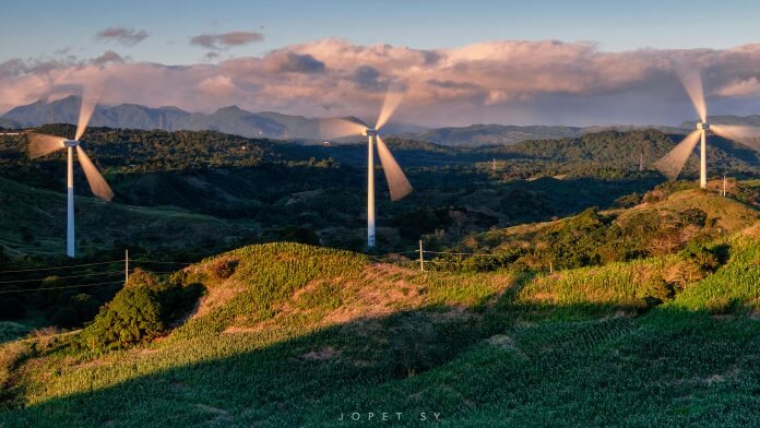 Bosnia’s first wind farm opens © jopetsy