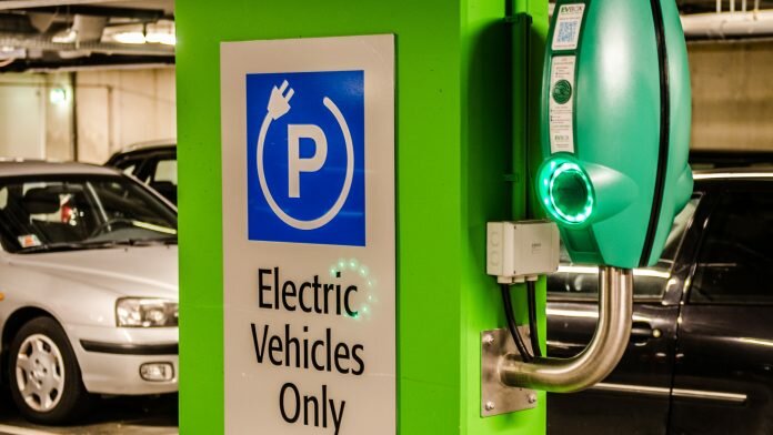 UK start-up to build 2GW network of rapid electric vehicle charging stations